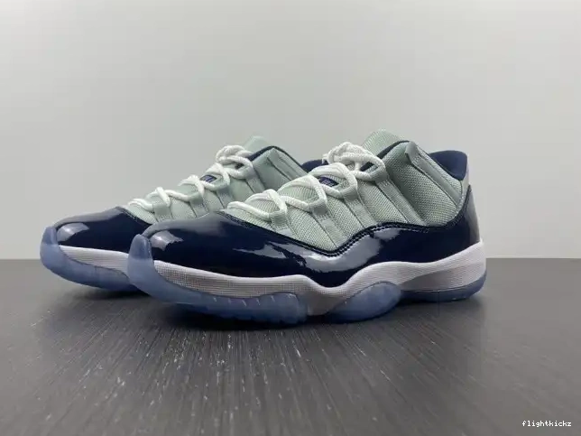 Retro 11 Jordan Air Low 528895-007 Georgetown 0526